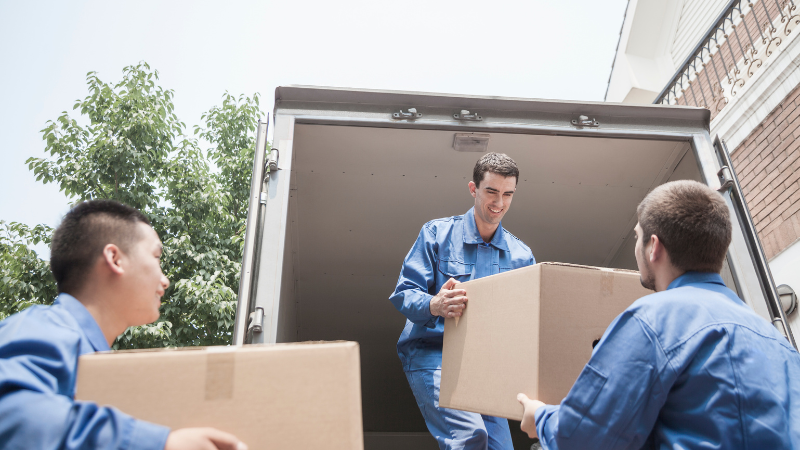 downsizing checklist for seniors - movers