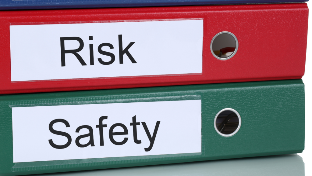 The Senior's Guide to CBD: Benefits, Risks, & Best Practices 4 Risk/Safety Binders